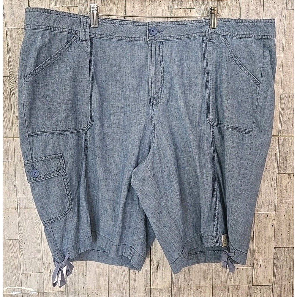 St. John's Bay Bermuda Shorts 24W Blue Chambray 100% Cotton Lightweight NEW